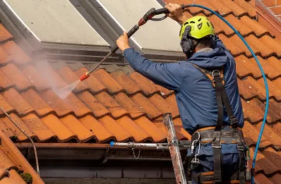 Démoussage et hydrofuge de toiture à Bersée